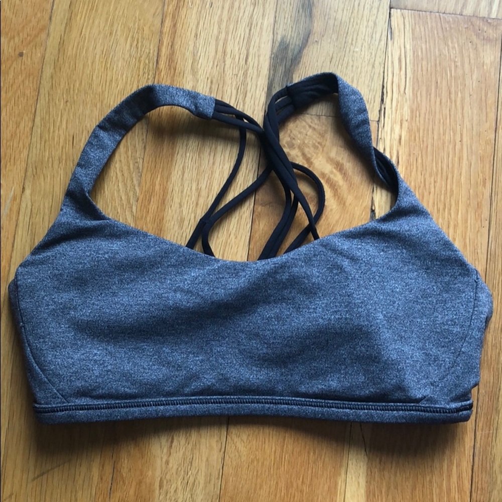 Lululemon sports bra